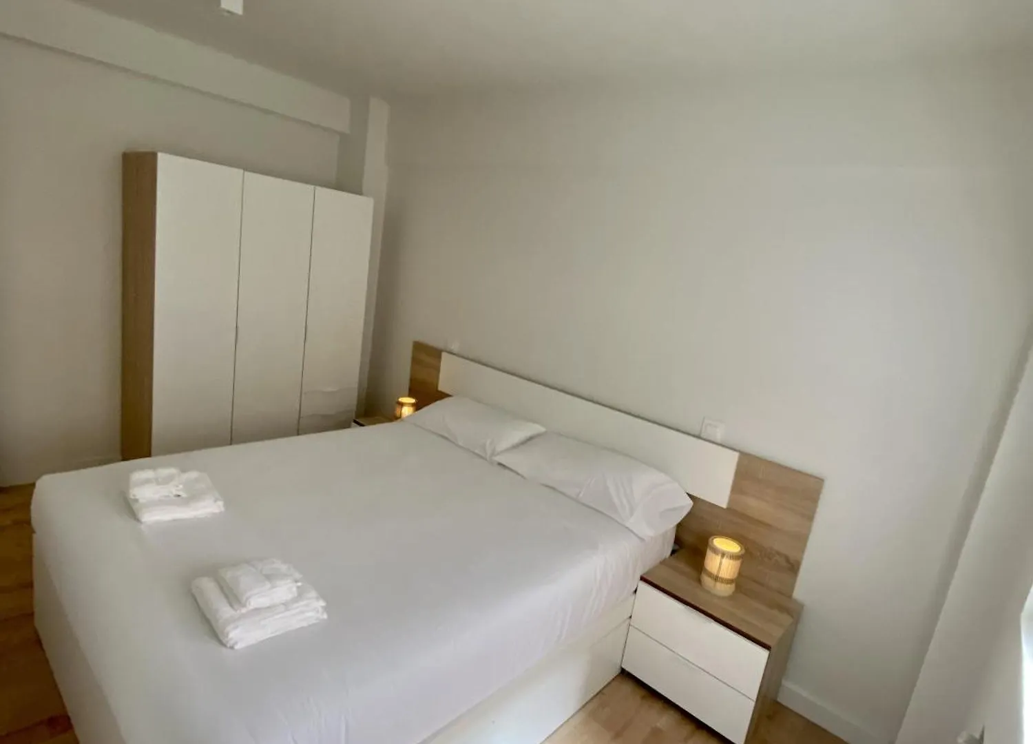 Nuevo Apartamento Para Estrenar En Calle Universidad Apartment Santander Spain
